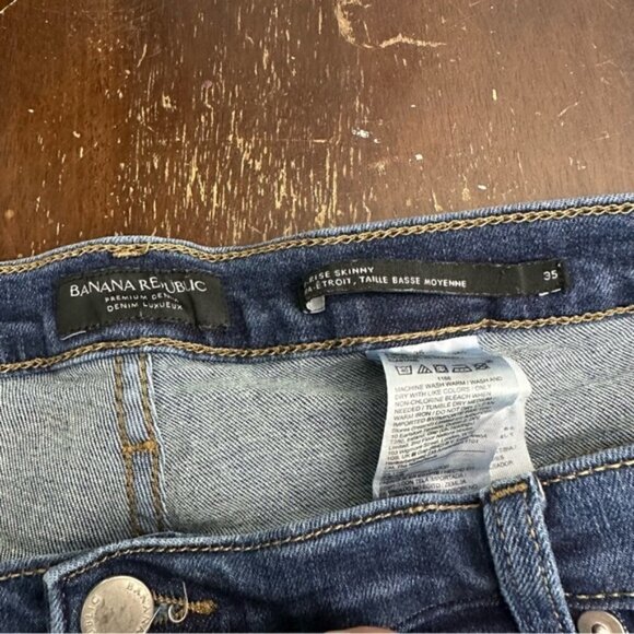Banana Republic Mid Rise Skinny Dark Wash Jeans Size 35 - Picture 9 of 10